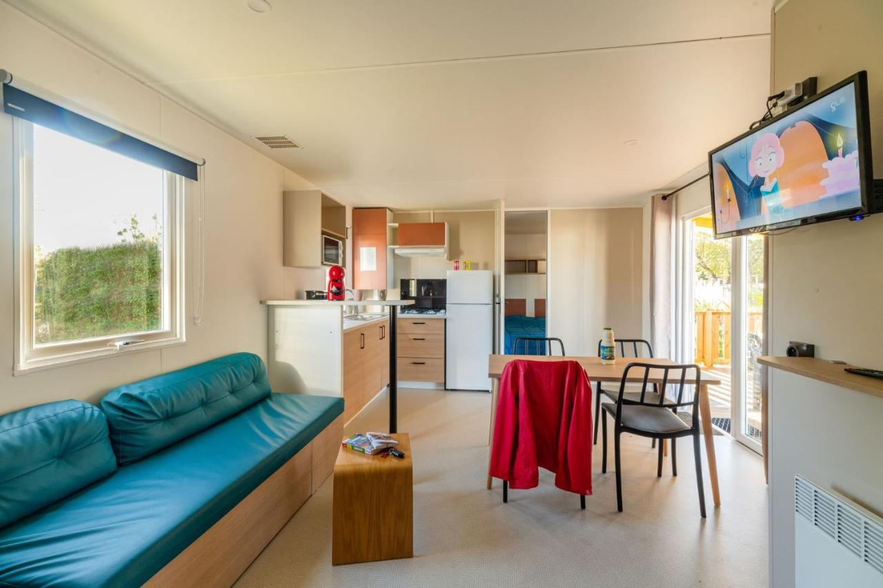 Camping Les Carolins Saint-Lo-d'Ourville Экстерьер фото